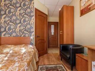 Гостиница Бонжур Бутово Москва Стандартный двухместный номер с 1 кроватью или 2 отдельными кроватями-3